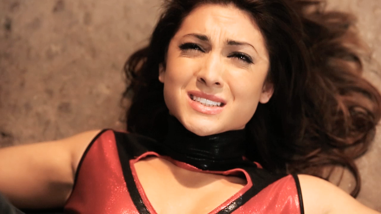 HL | Searching for the Queen