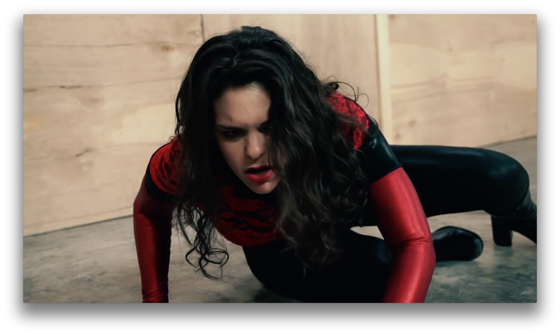 HK | Shadowgirl vs Pyra 1