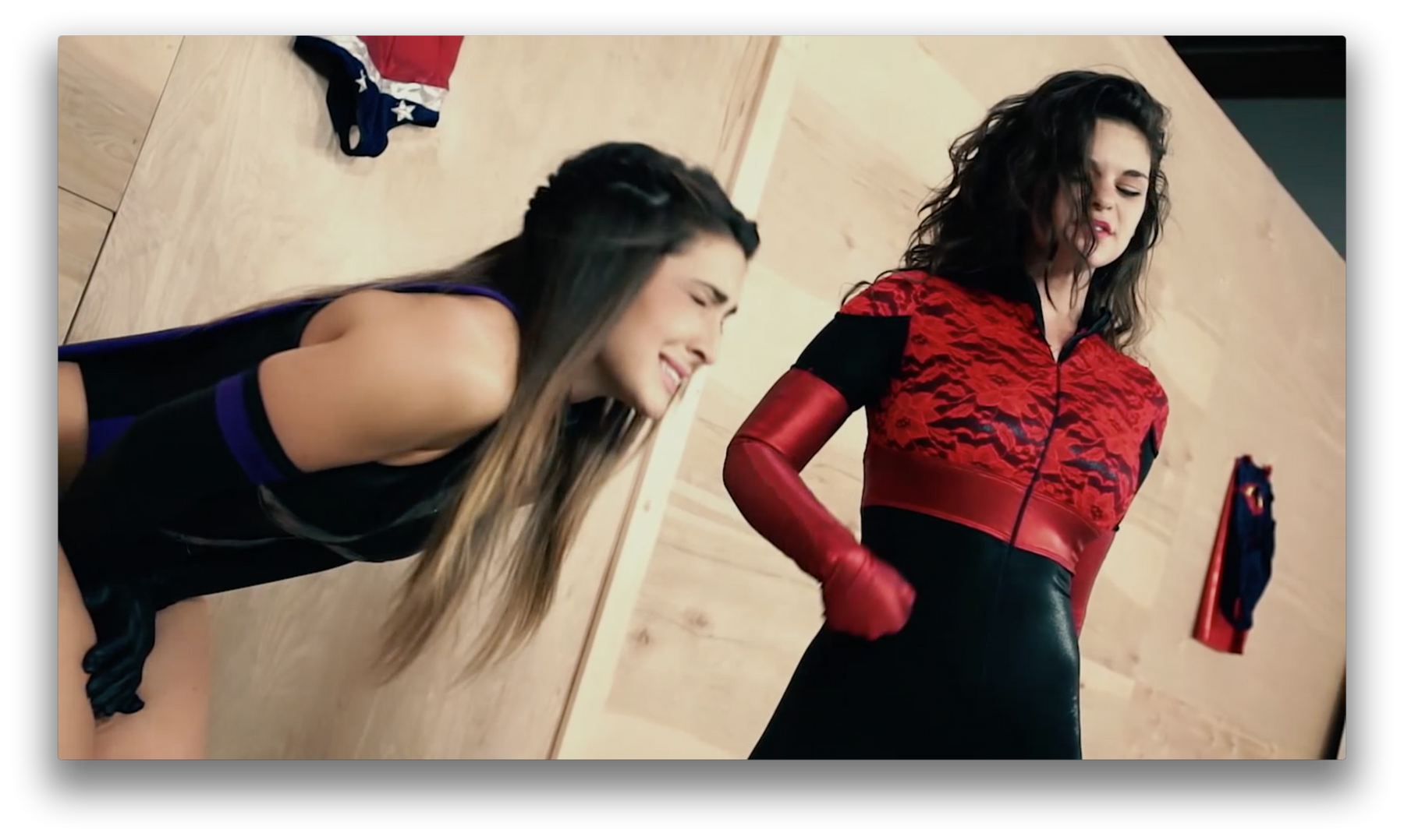 HK | Shadowgirl vs Pyra 1