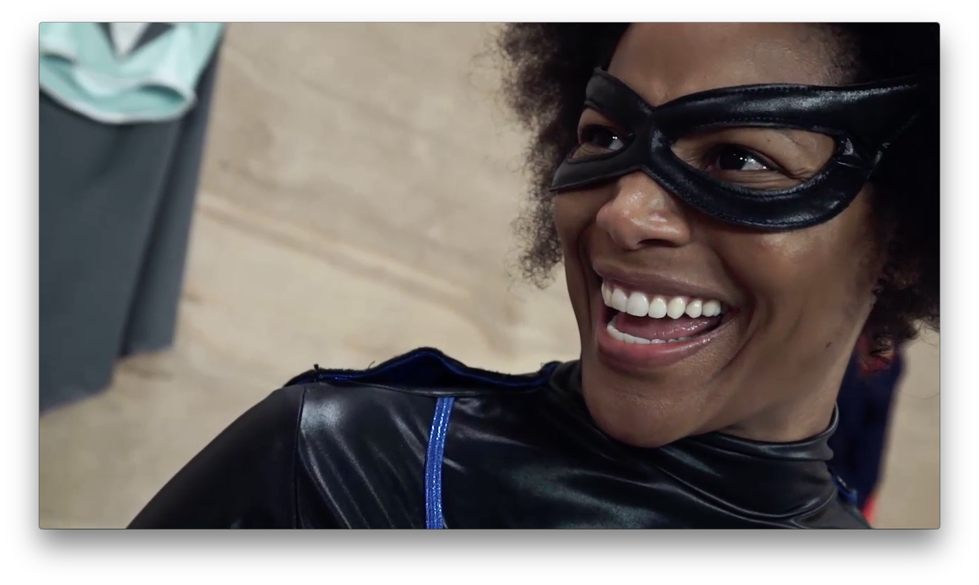 HK | Shadowgirl vs Syren 1