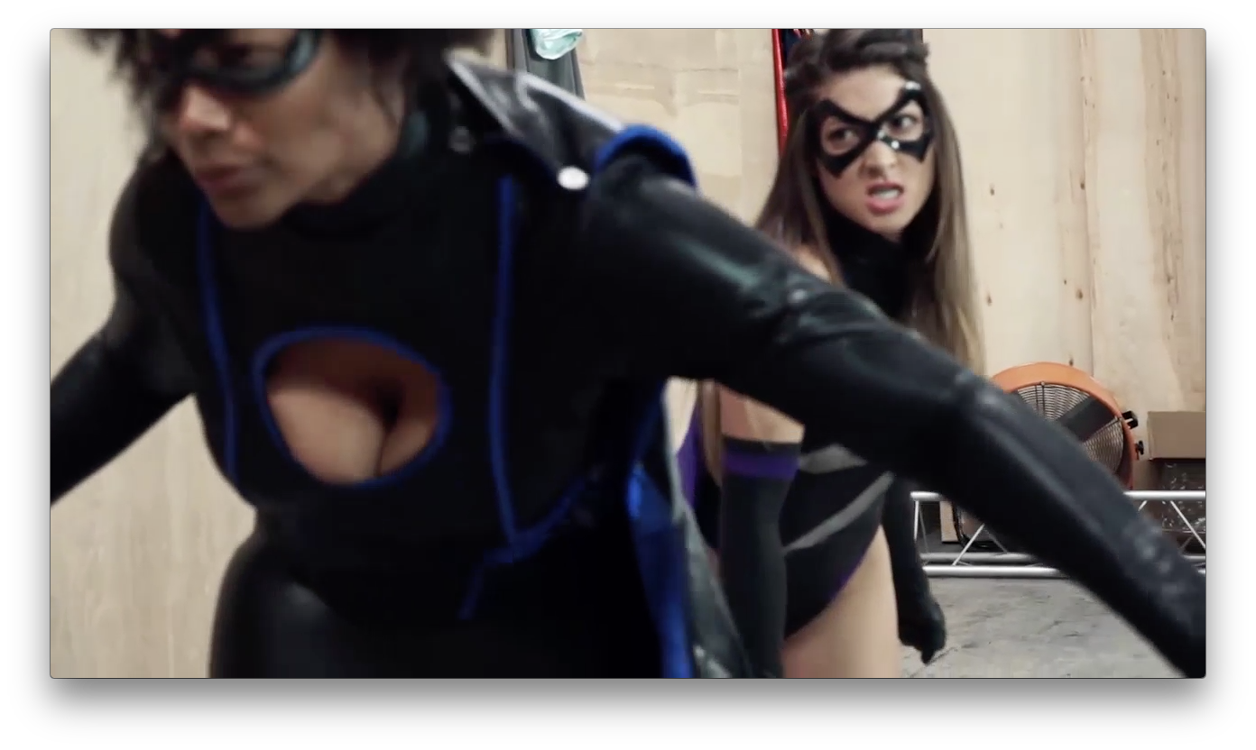 HK | Shadowgirl vs Syren 1