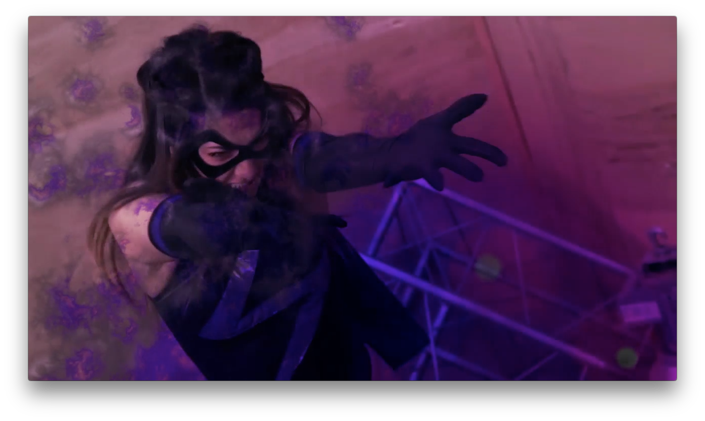 HK | Shadowgirl vs Syren 1