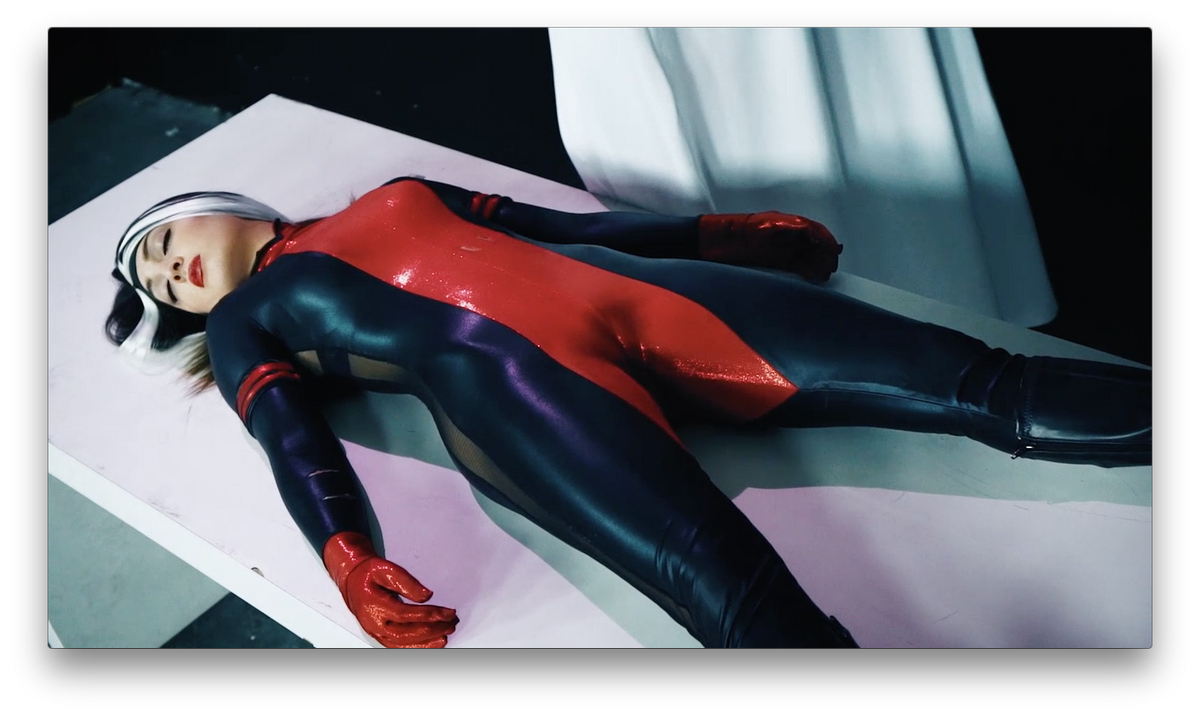 GOX | 3. Deadly Kisses